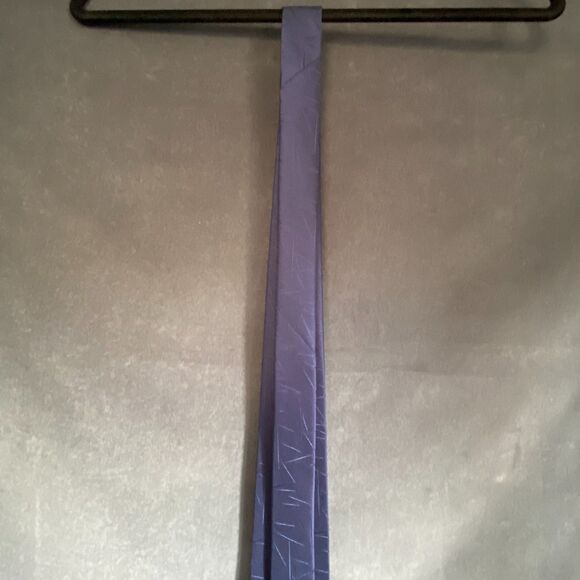 Blue 100% Silk Handmade Geometric Jacquard Tie - Picture 11 of 11